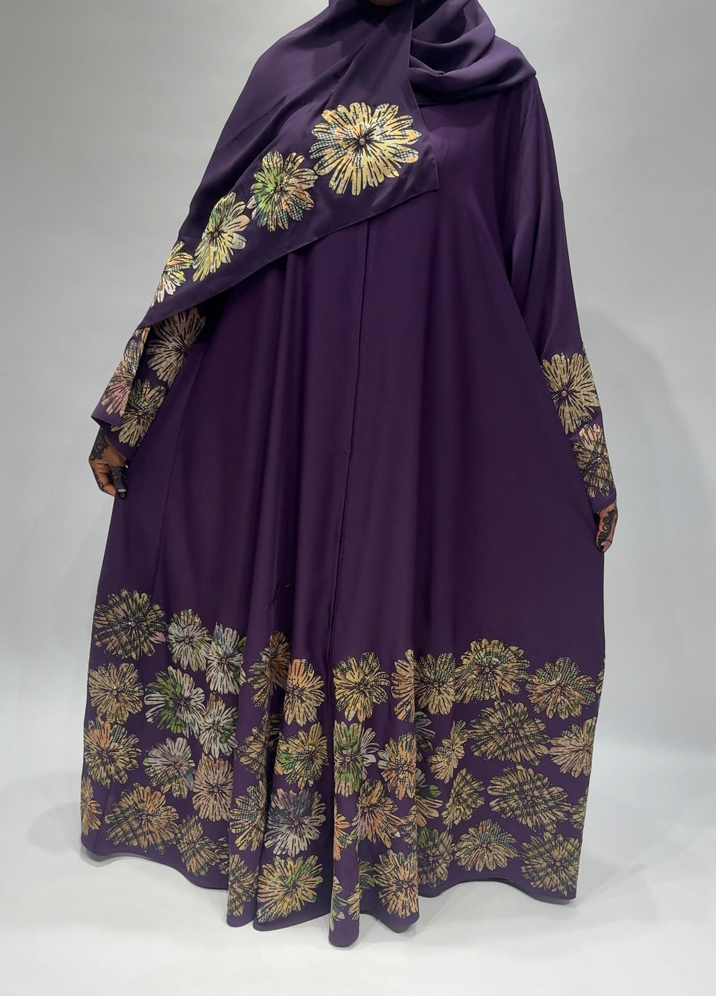 Luxury Hand-Cut Floral Abaya