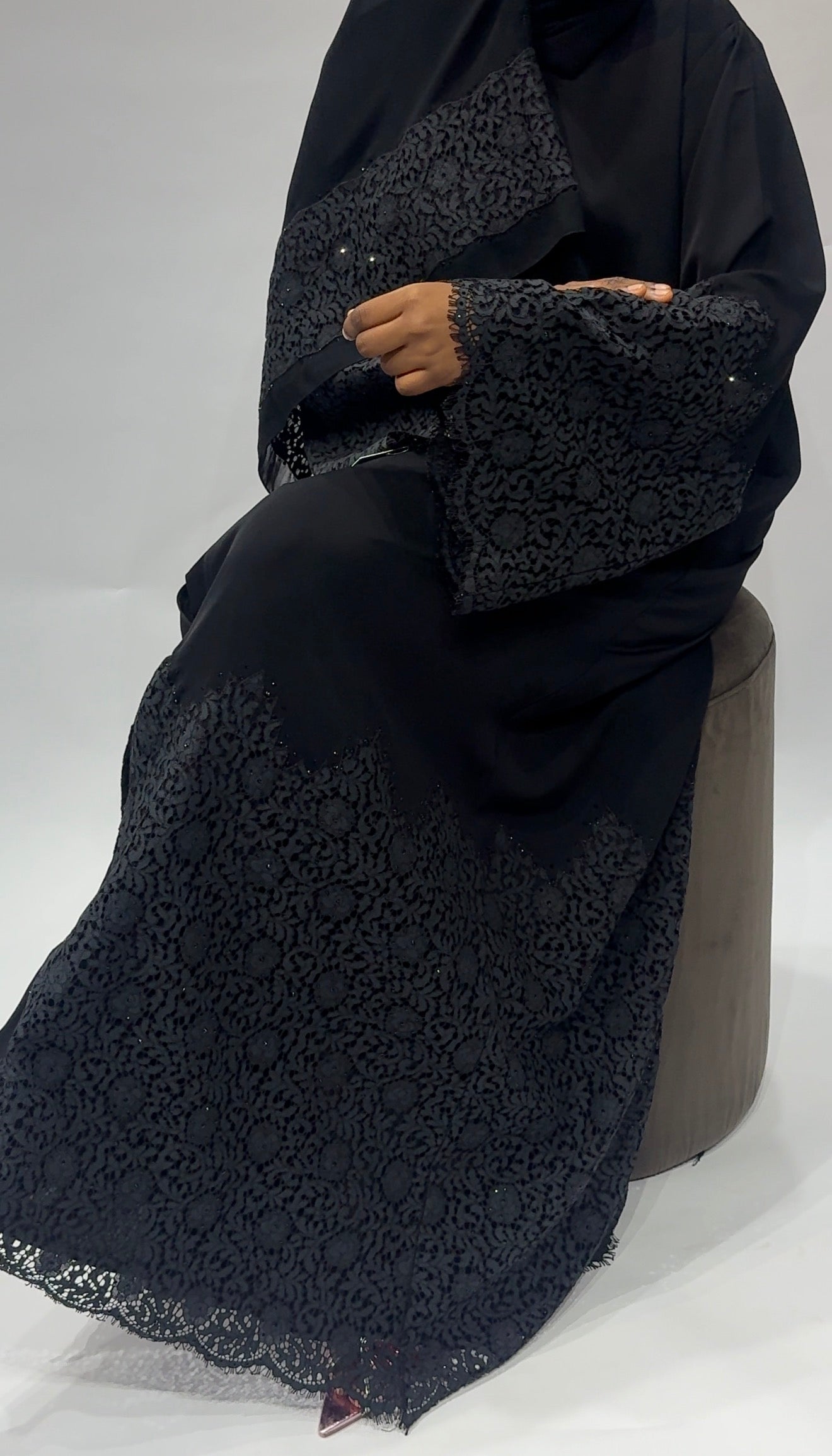 Midnight Noir Lace Exclusive-Abaya