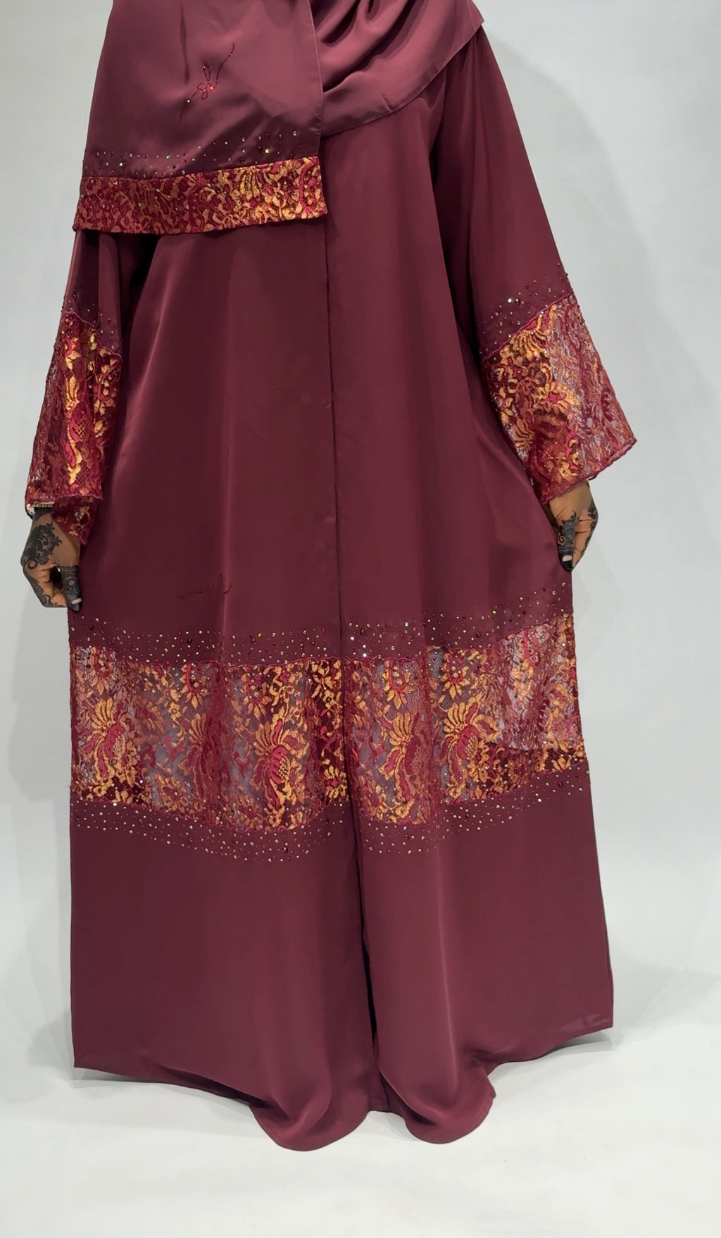 Burgundy Heritage Exclusive-Abaya