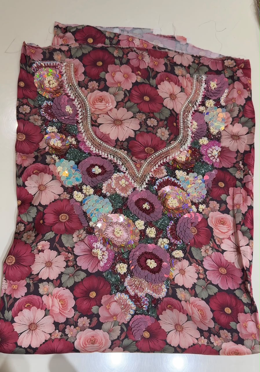 Burgundy Rose Embellished Mukhawar – Unstitched