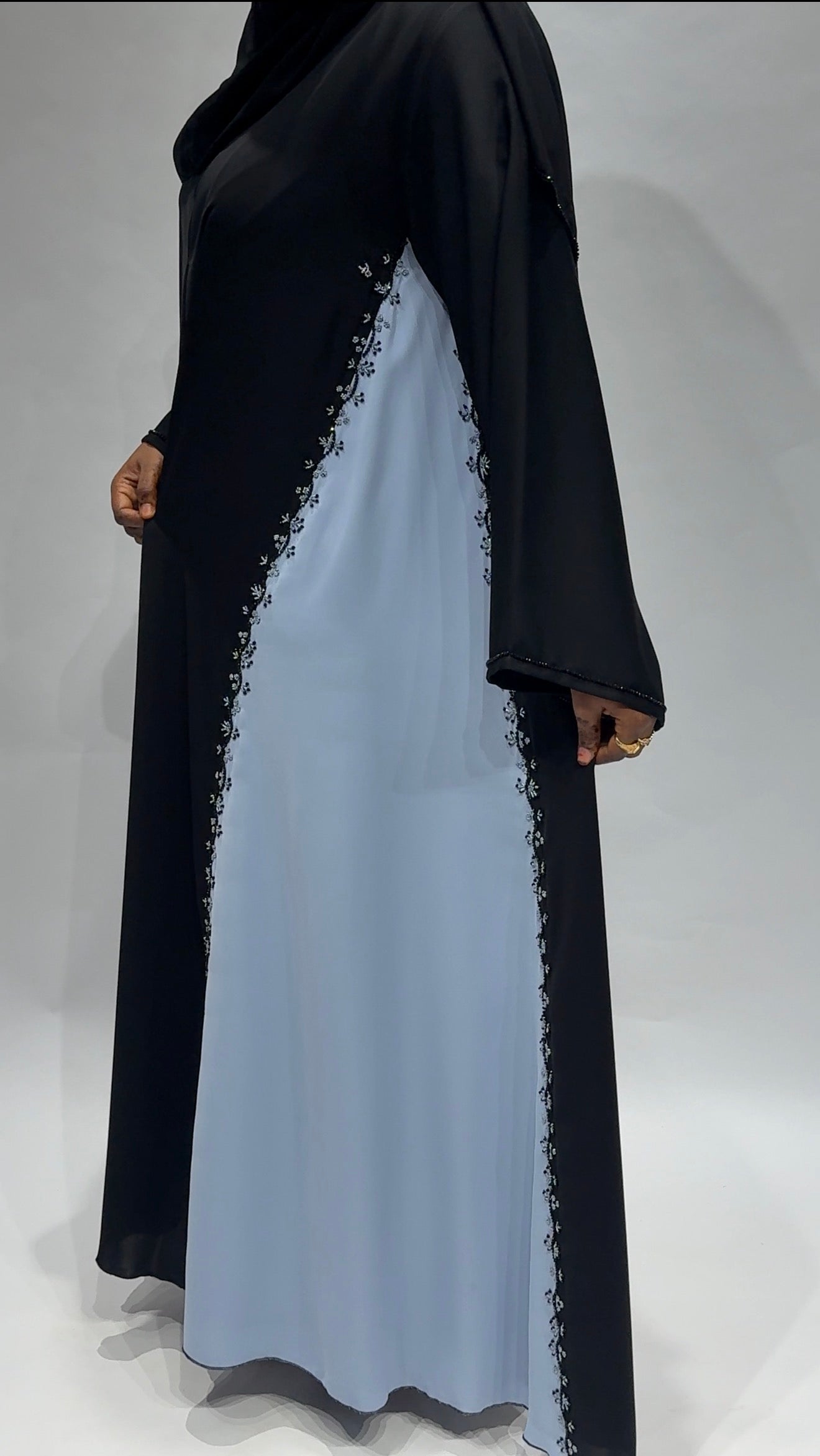 Midnight Grace contrast Abaya