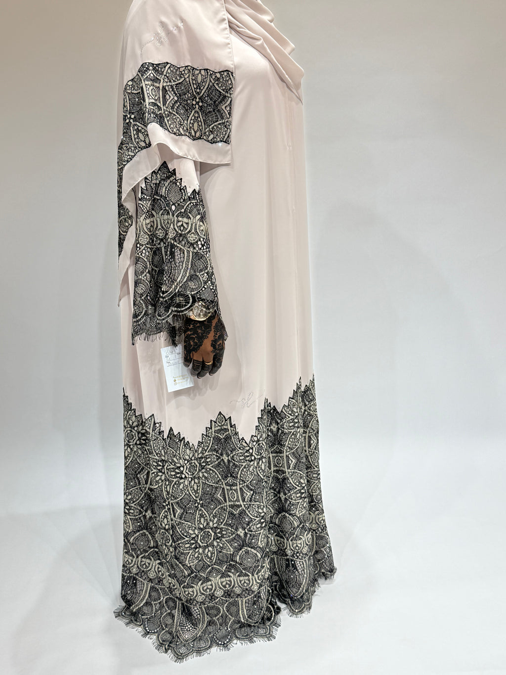 Ivory Elegance Lace Exclusive-Abaya