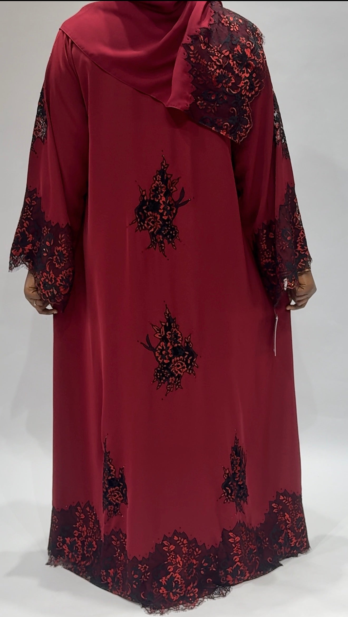 Bloom Exclusive-Abaya
