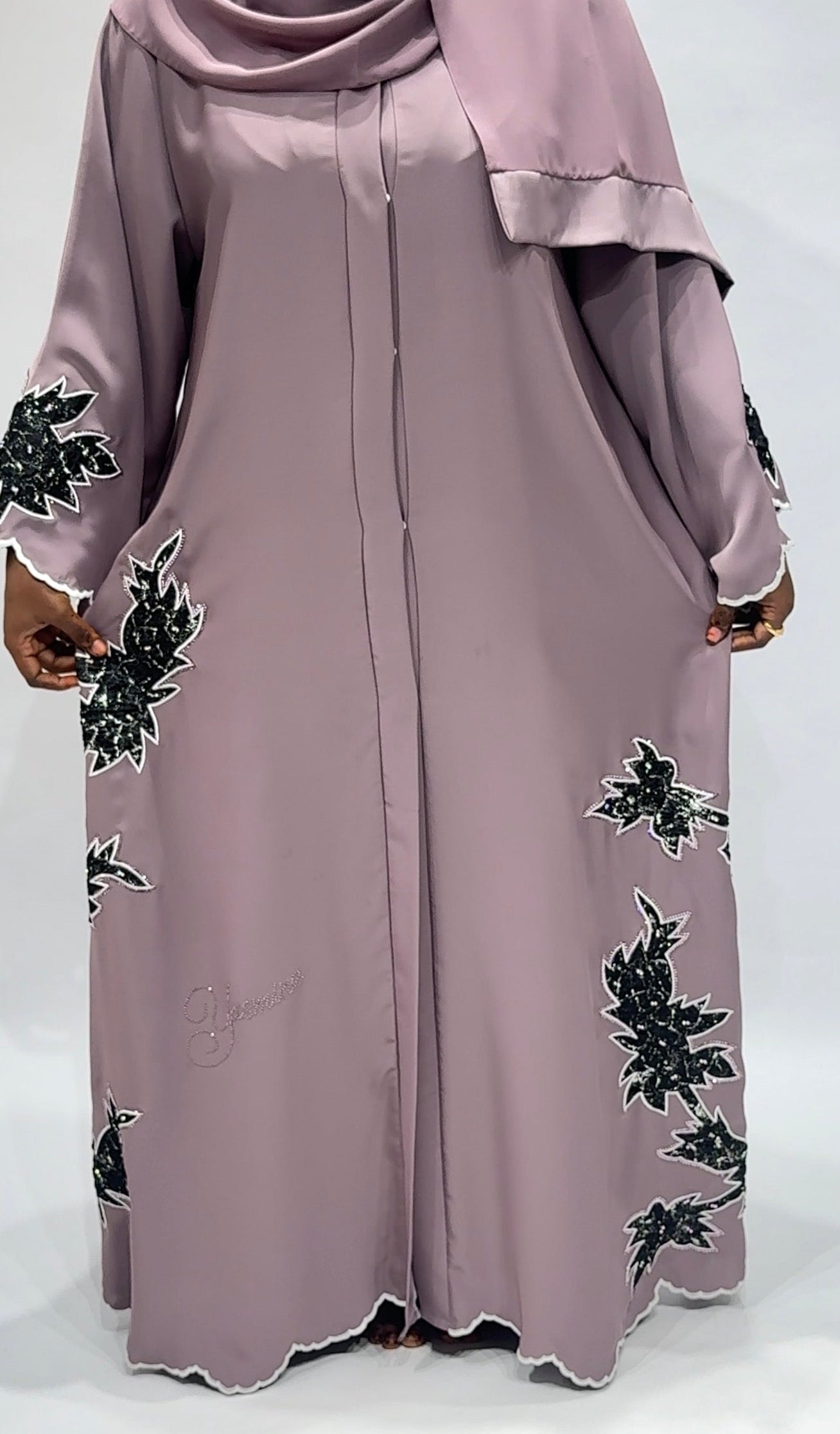 Yasmine Embellished Exclusive-Abaya